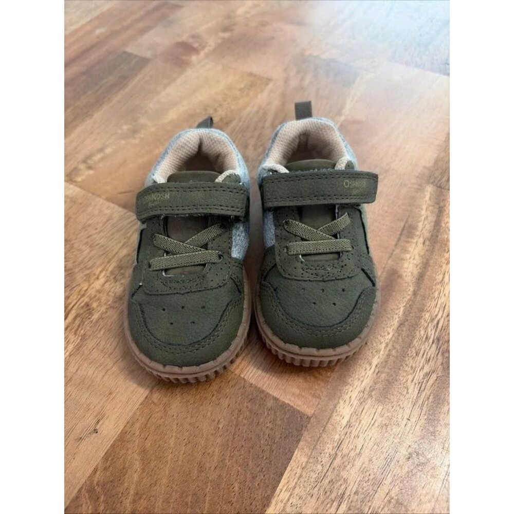 OshKosh B’gosh Toddler Shoes Size 5M Green Olive Hook & Loop Sneakers